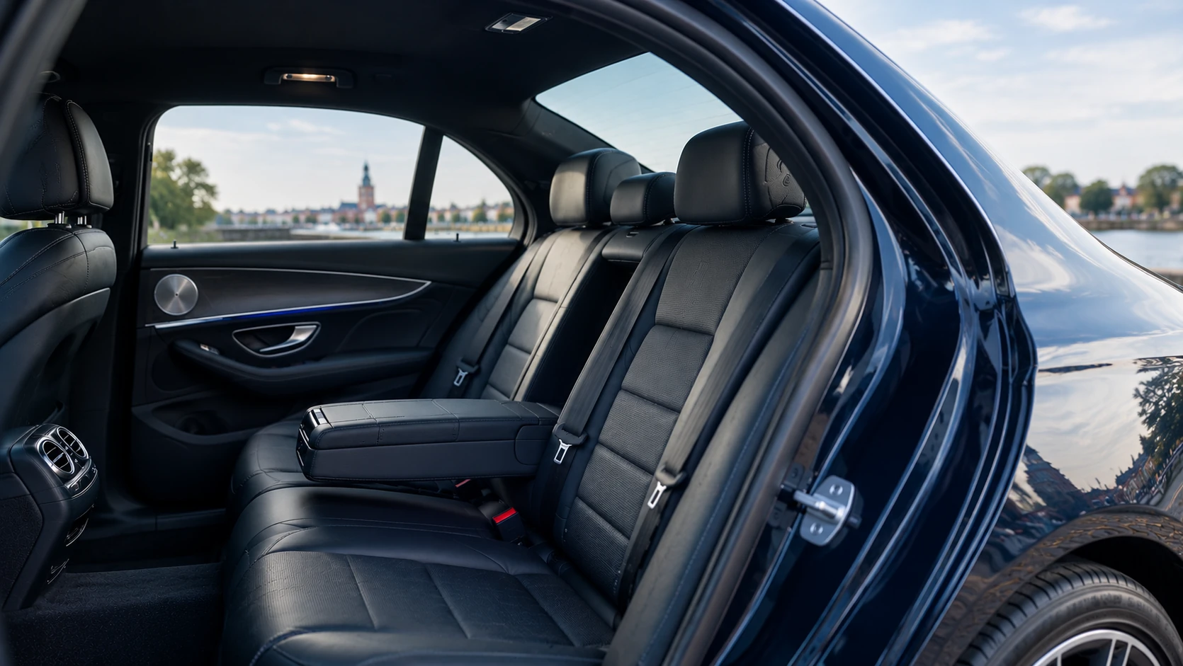 Comfortabel interieur Taxi Cozy Mercedes E-Class